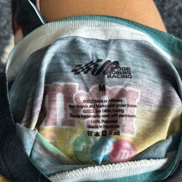 Bundle of 4 Kyle Busch Tees - Picture 11 of 11